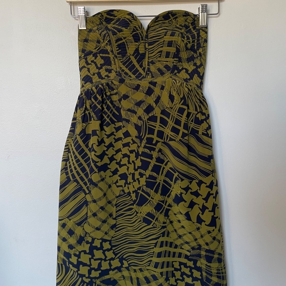 Anthropologie Maple Silk Strapless Quilted Top Dress ~ Size 0 - Picture 3 of 4